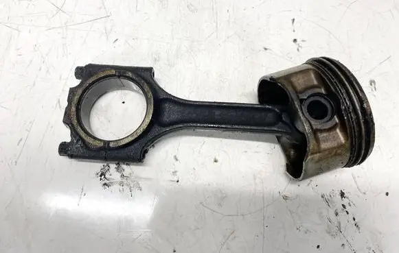 Volvo S80 Piston with connecting rod