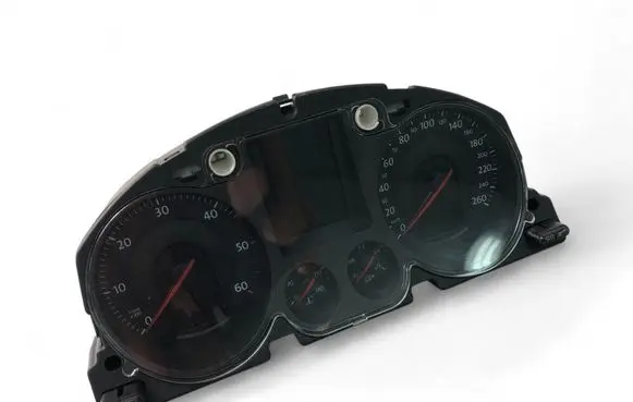 Volkswagen PASSAT B6 Speedometer (instrument cluster) 3C0920871