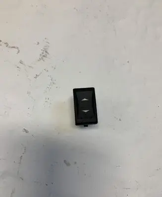 Ford Mondeo Mk III Electric window control switch 1S7T14529AB