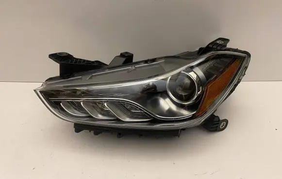 Maserati Ghibli Headlight/headlamp 00670106265 00299109