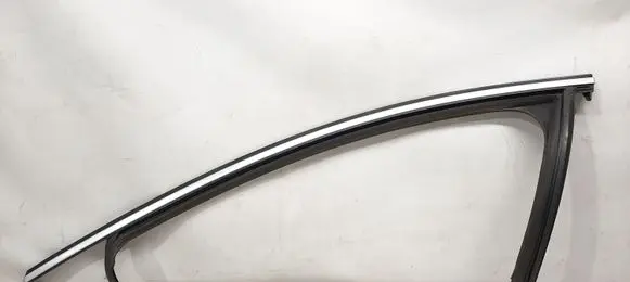 Volvo V40 Rubber seal front coupe door window 31278599 31402309 31352388