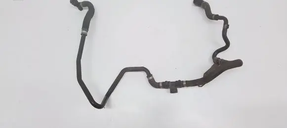 Mercedes-Benz E W212 Engine coolant pipe/hose A2125010024