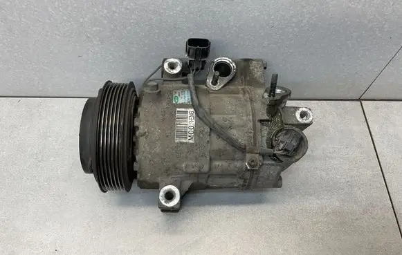 KIA Sportage Air conditioning (A/C) compressor (pump) 