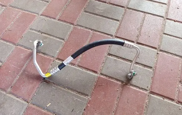 Hyundai Tucson TL Air conditioning (A/C) pipe/hose 97762D7800