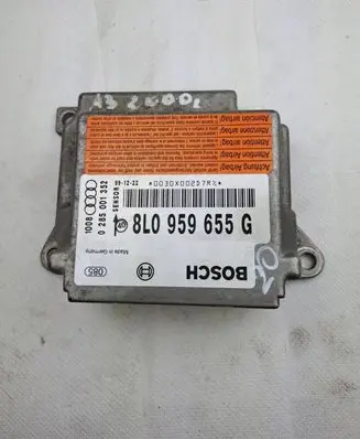 Audi A3 S3 8L Airbag control unit/module 8L0959655G 0285001352