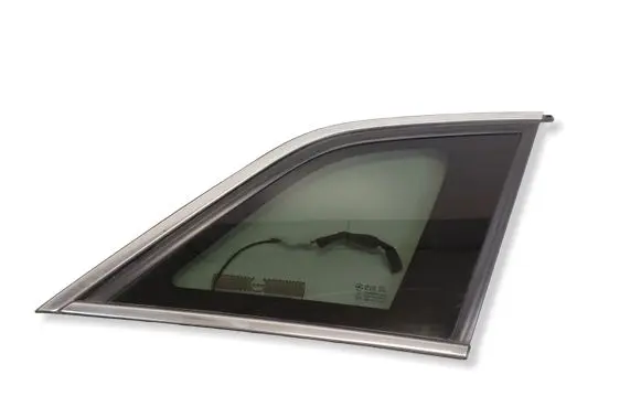 Opel Antara Rear side window P96660069