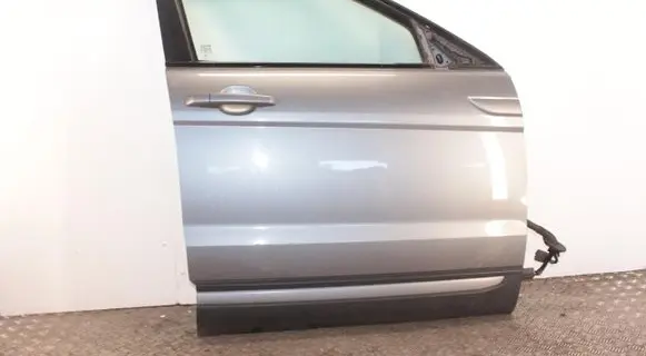 Land Rover Evoque I Front door