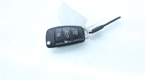 Audi A6 S6 C6 4F Ignition key/card 0F0837220R