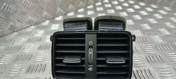 KIA Sportage Rear air vent grill 