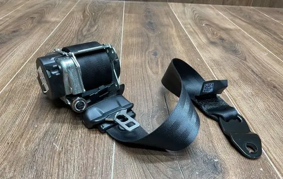 Jaguar F-Type Front seatbelt JX53611B09BB JX53611B09 JX53611B09BBPVJ