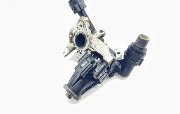 Jaguar XE EGR valve G4D39D475AA