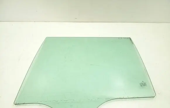 Mercedes-Benz GLK (X204) Rear door window glass A2047350510