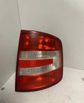 Rear/tail lights