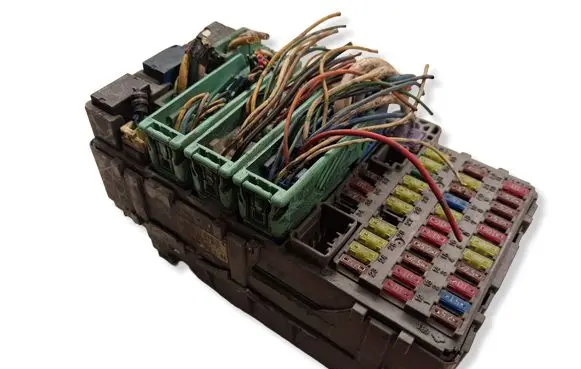 Honda Accord Fuse module A000011