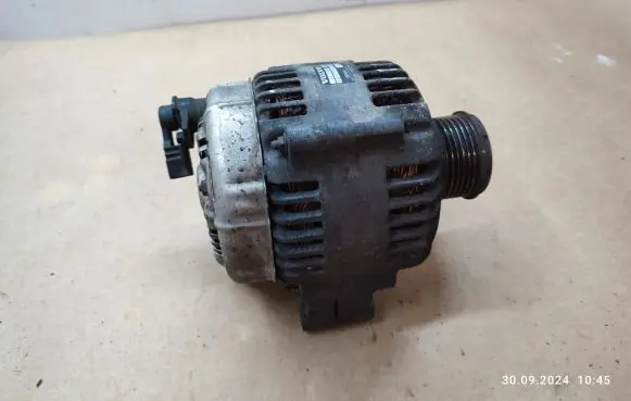 Volvo S40, V40 Generator/alternator 9472908