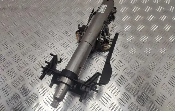 BMW 2 F45 Steering wheel axle 6864826 32306864826 32306864827