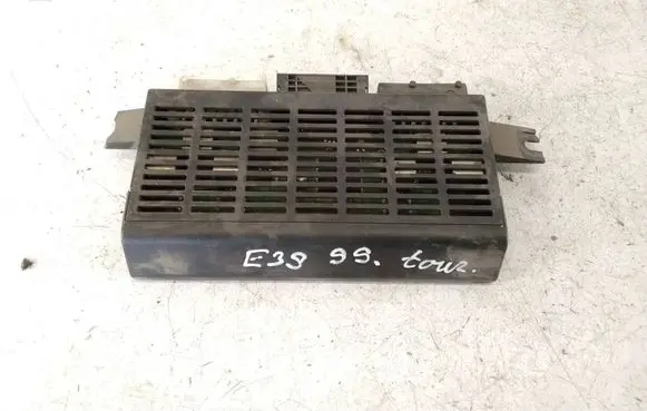 BMW 5 E39 Light module LCM 8386208 172730 086946053