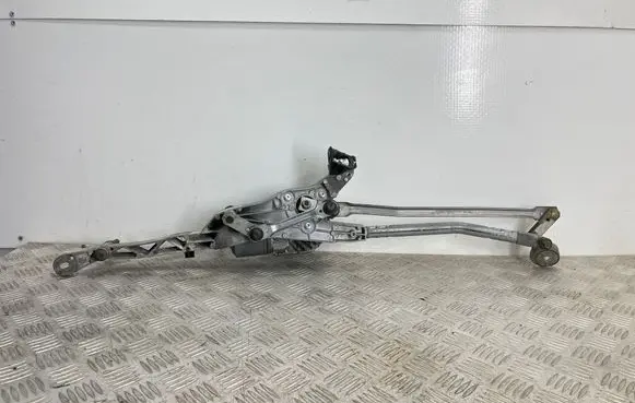 Mercedes-Benz C W204 Front wiper linkage and motor 3397021440 A2048201040