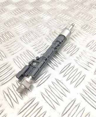 BMW 7 F01 F02 F03 F04 Fuel injector 7599876