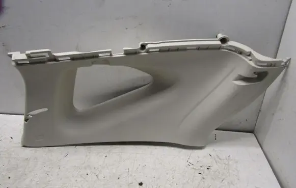 Honda CR-V (C) pillar trim 84181-T1G-E011-M1