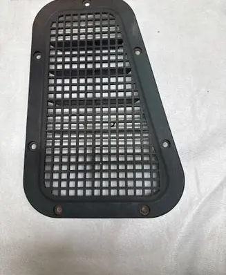 Land Rover Defender Bonnet wind deflector D0516