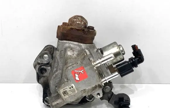 Toyota Proace Fuel injection high pressure pump 9674984480