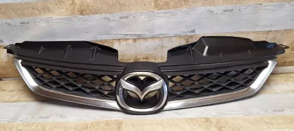 Mazda 5 Front grill C23550711