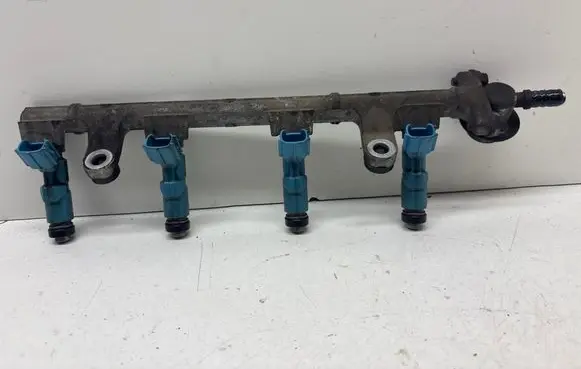 Toyota Yaris Fuel main line pipe 2325023020