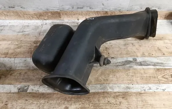Chrysler Pacifica Air intake duct part 05510022AB