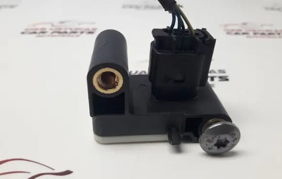 BMW 1 E82 E88 Airbag deployment crash/impact sensor 6911003 503270