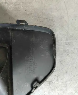 Volvo XC40 Front bumper corner part panel trim 32347386