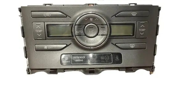 Toyota Auris 150 Climate control unit 5590002220B 8G1861102A44A