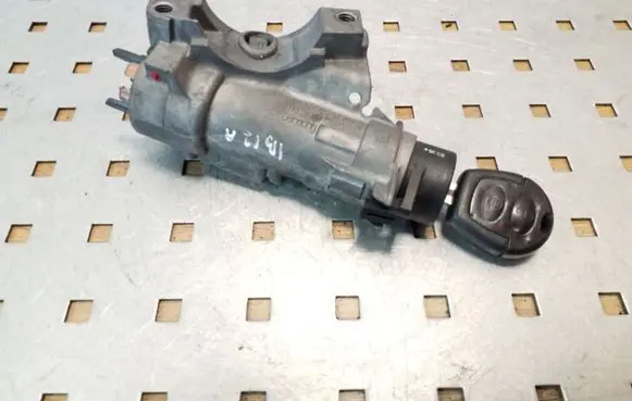 Seat Ibiza III (6L) Ignition lock 4B0905851C