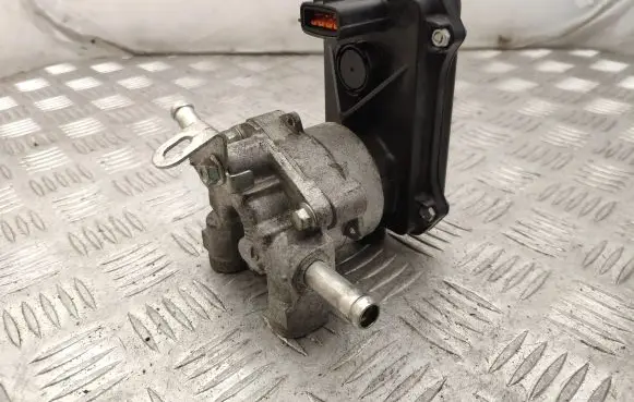 Mitsubishi Outlander Other engine bay part