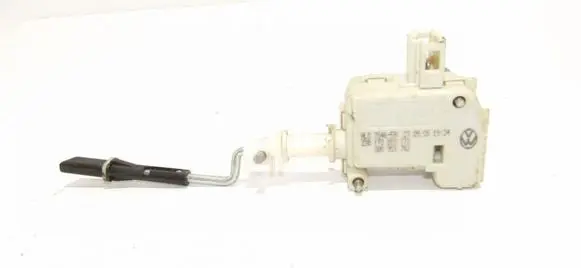 Volkswagen Touran I Central locking motor 1T0810773
