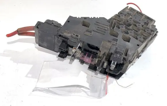 Mercedes-Benz GLE (W166 - C292) Fuse box set A1665402450