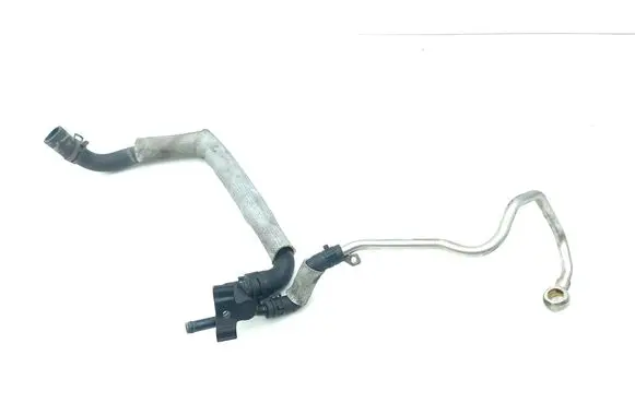 Coolant pipe/hose
