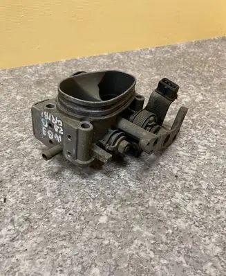 Volkswagen PASSAT B3 Throttle valve