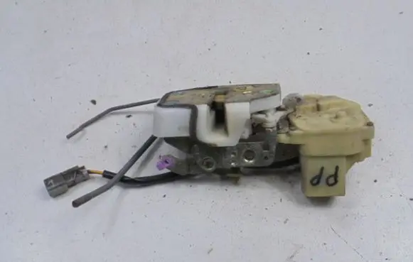 Honda Civic Front door lock