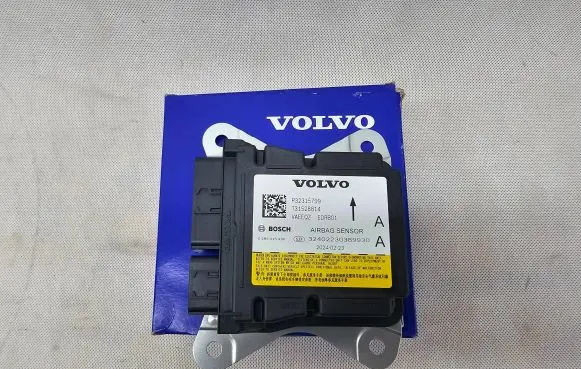 Volvo XC40 Airbag control unit/module 32315799