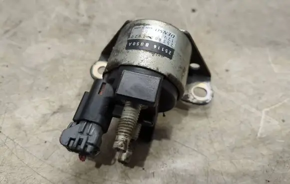 Nissan Qashqai Ignition-blocking relay 25116bb50a 2534001820