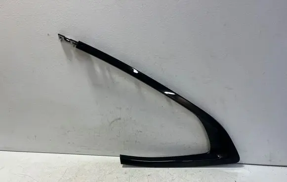 BMW i4 Rear side glass trim 5A5C0B3