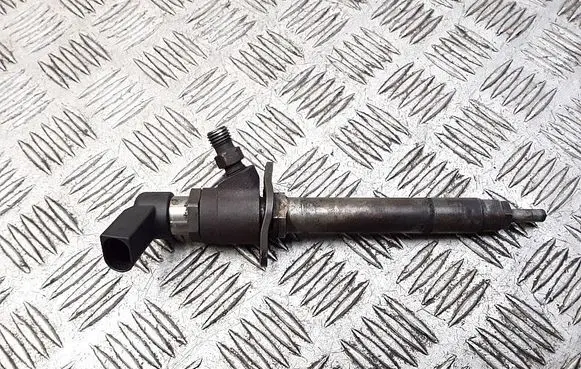 Fuel injector