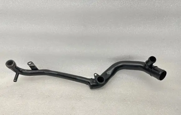 Audi A6 S6 C5 4B Engine coolant pipe/hose 059121071R