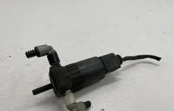 Opel Astra J Windscreen/windshield washer pump 13349273