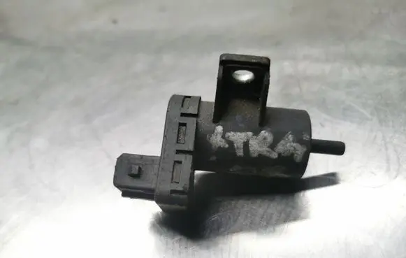 Nissan X-Trail T30 Turbo solenoid valve 7700113709