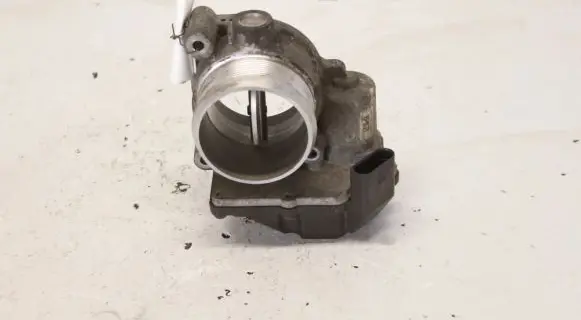 Volkswagen Crafter Throttle valve 076128063A A2C53249826