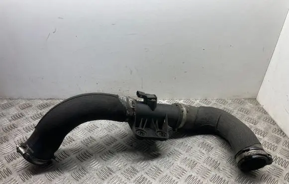 Audi A7 S7 4G Intercooler hose/pipe 4G0145673R 4G0145709AB 4G0145737AE