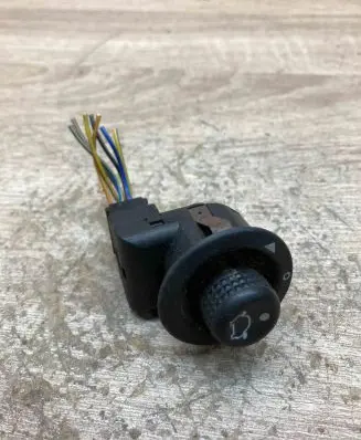 Ford Mondeo MK II Wing mirror switch 93BG17B676BA D310A