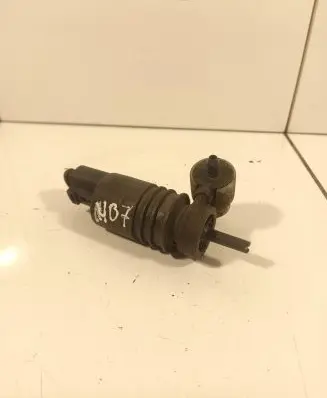 Audi A4 S4 B7 8E 8H Windscreen/windshield washer pump